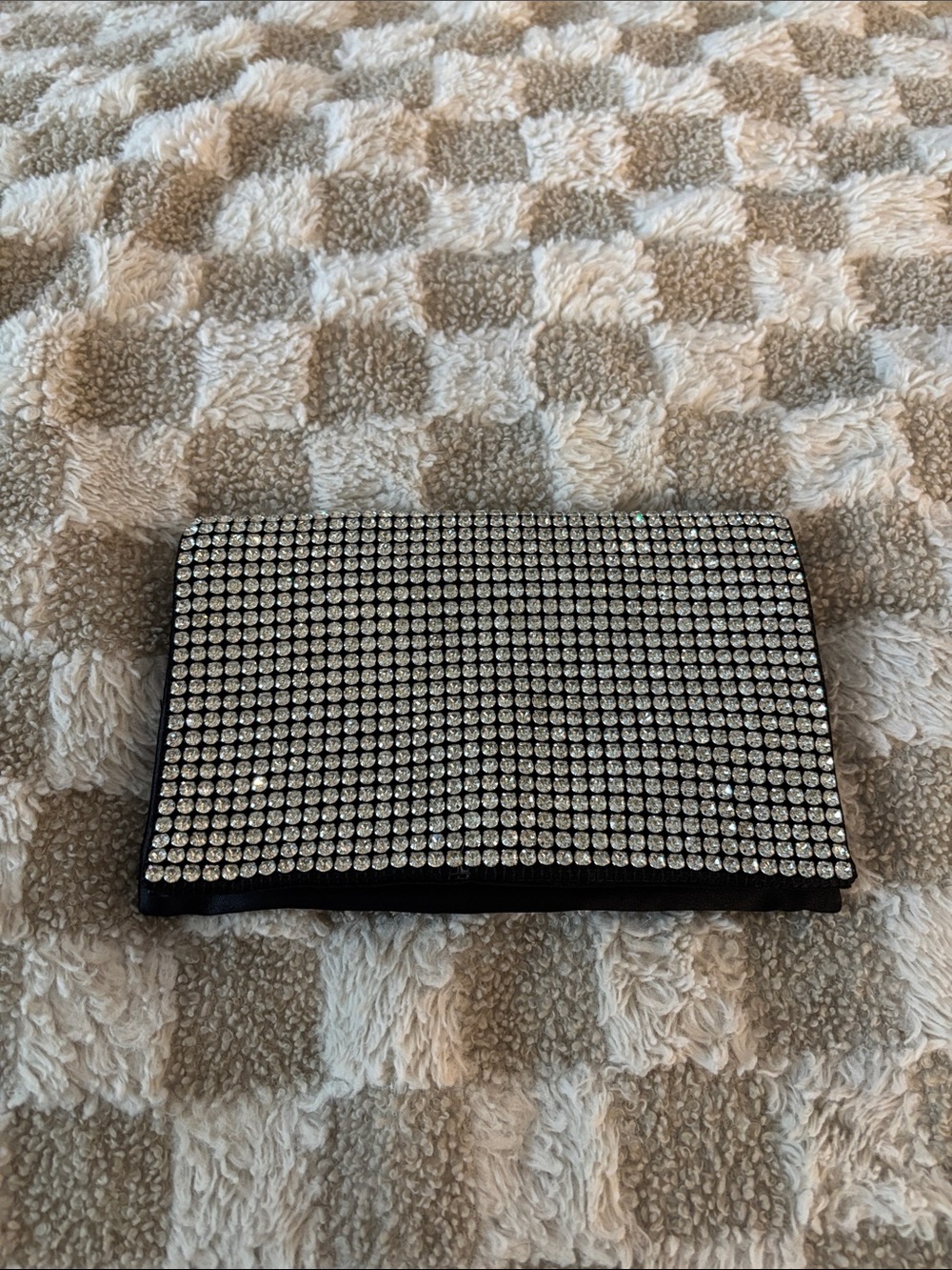 Amber sceats rhinestone clutch